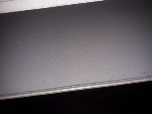 Sklejka antypoślizgowa heksa szara.jpg